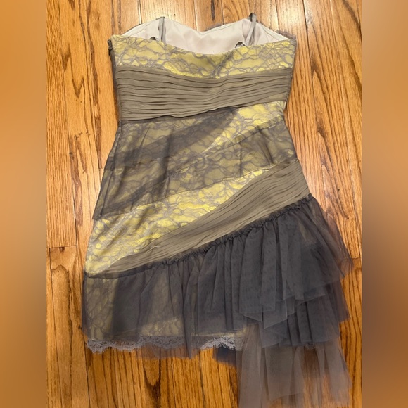 BCBGMAXAZRIA RUNWAY Strapless Lace Cocktail Dress - Picture 5 of 9